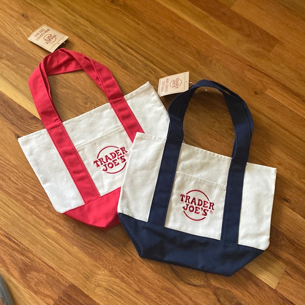 Trader Joe’s 2 NWT navy blue and red mini totes
